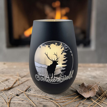 Schwarzwald Gravur black glass lantern with laser-etched deer panorama and forest scene, 8cm x 12cm.