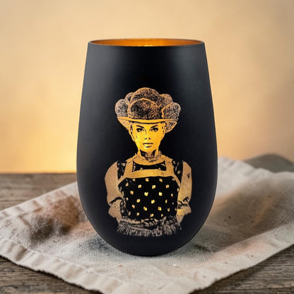 Schwarzwald Gravur black glass lantern with gold laser-engraved Trachten Maidle wearing a Bollenhut hat.